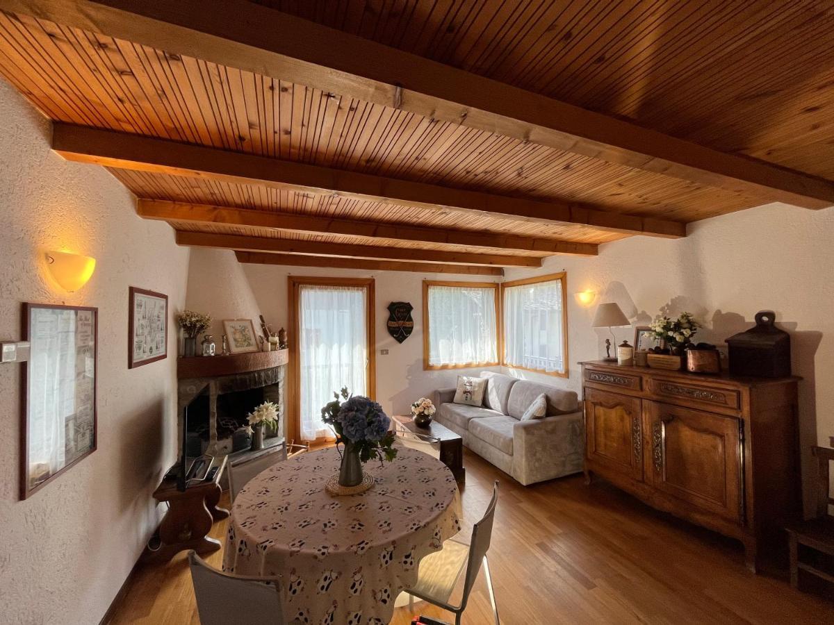 Chalet Blanc "Le Flocon" Courmayeur Exteriér fotografie